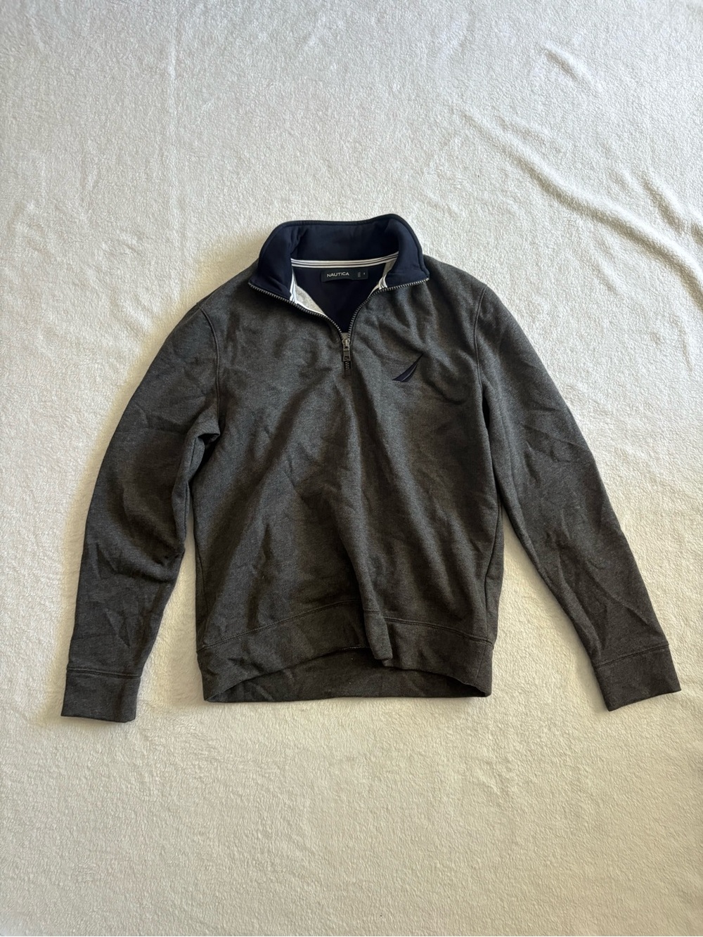Nautica Men's Dark Gray Quarter-Zip Sweater with Navy Collar